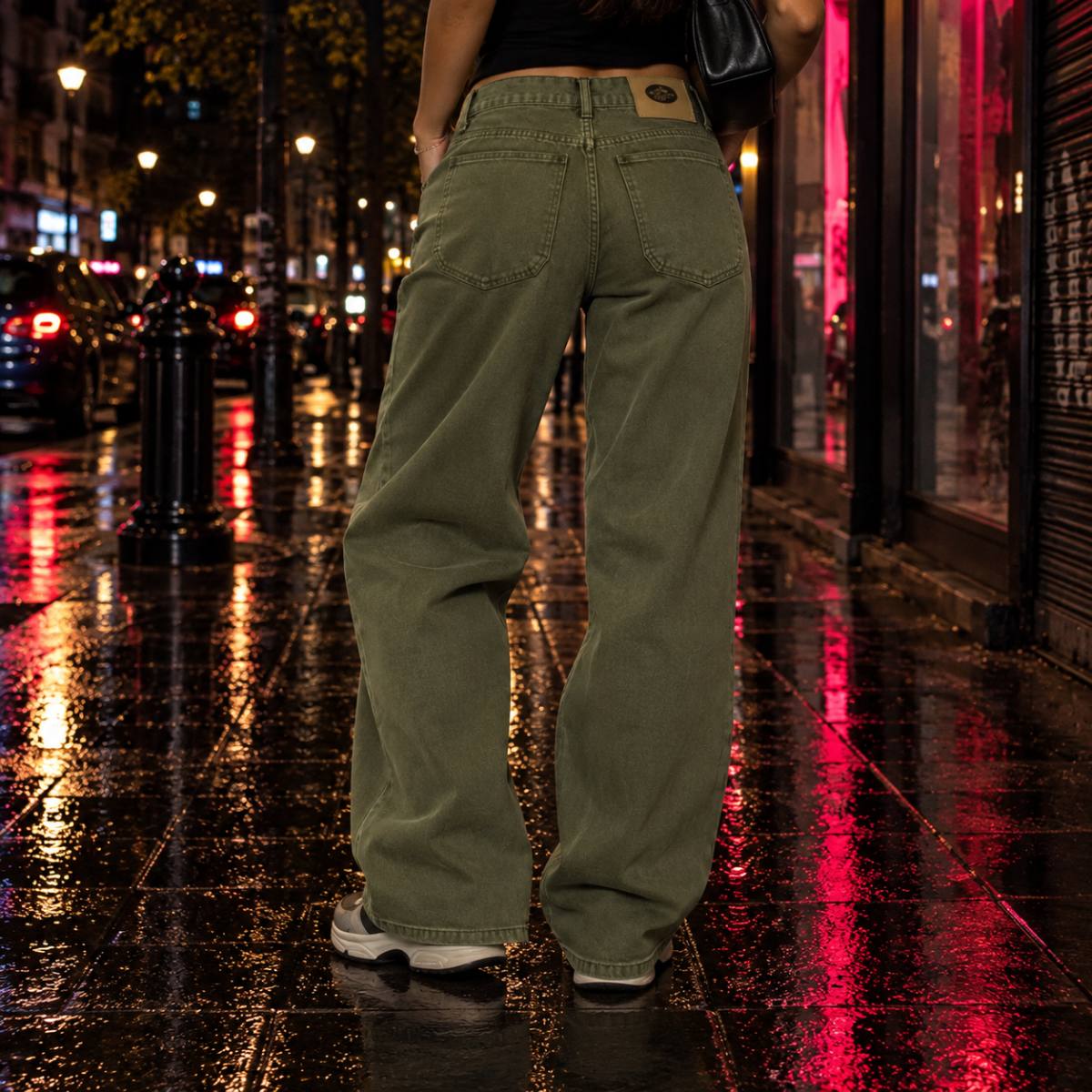Pantalón vaquero verde caqui ancho, segunda vista
