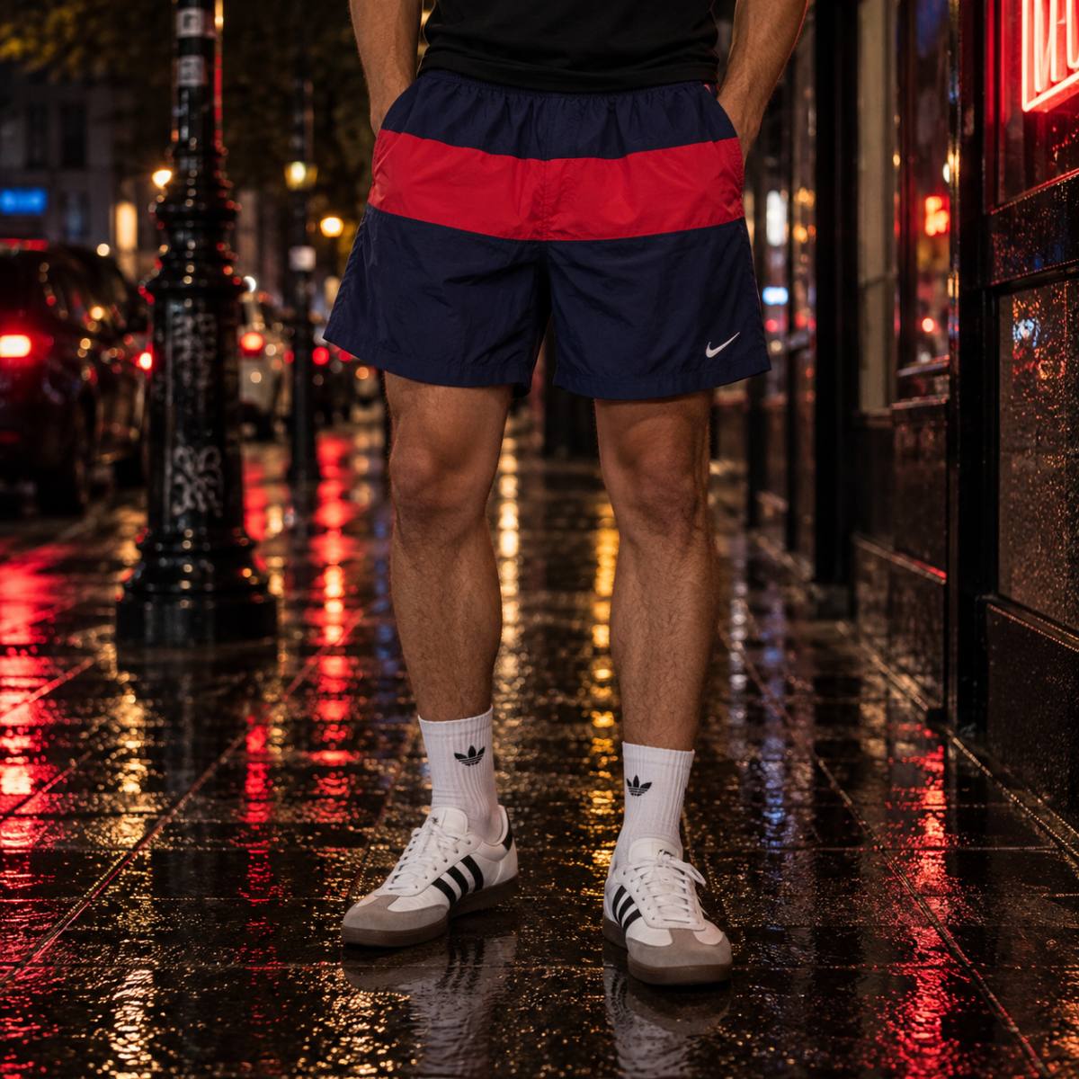 Pantalón corto Nike azul marino y rojo, vista principal