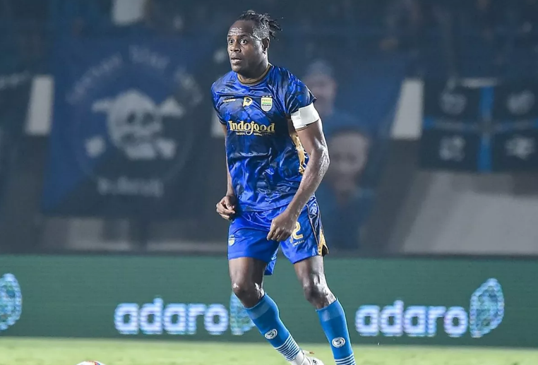 Info Main Bola Victor Igbonefo Ingin Pensiun di Persib Bandung