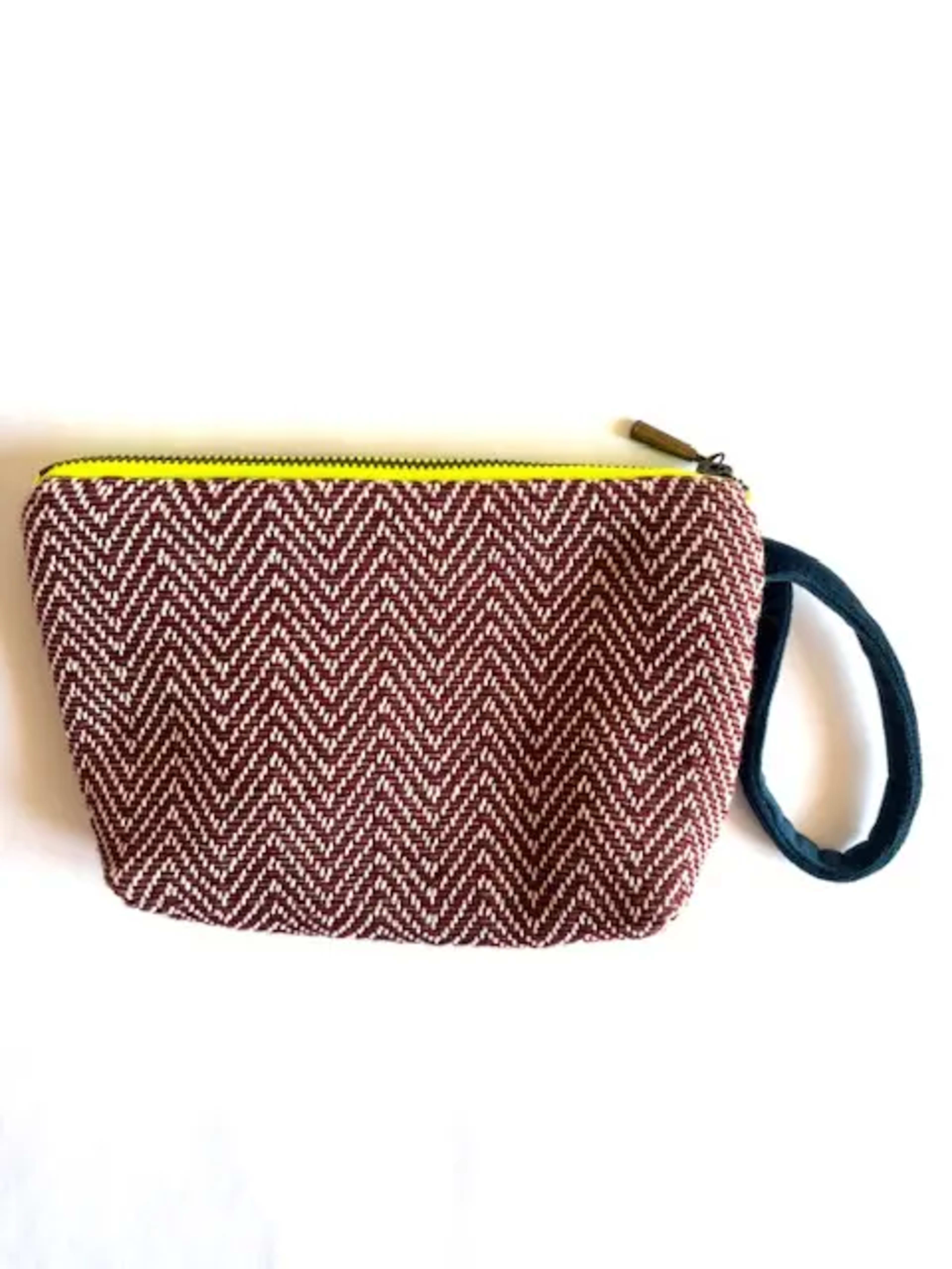 Small Bag first showcase image