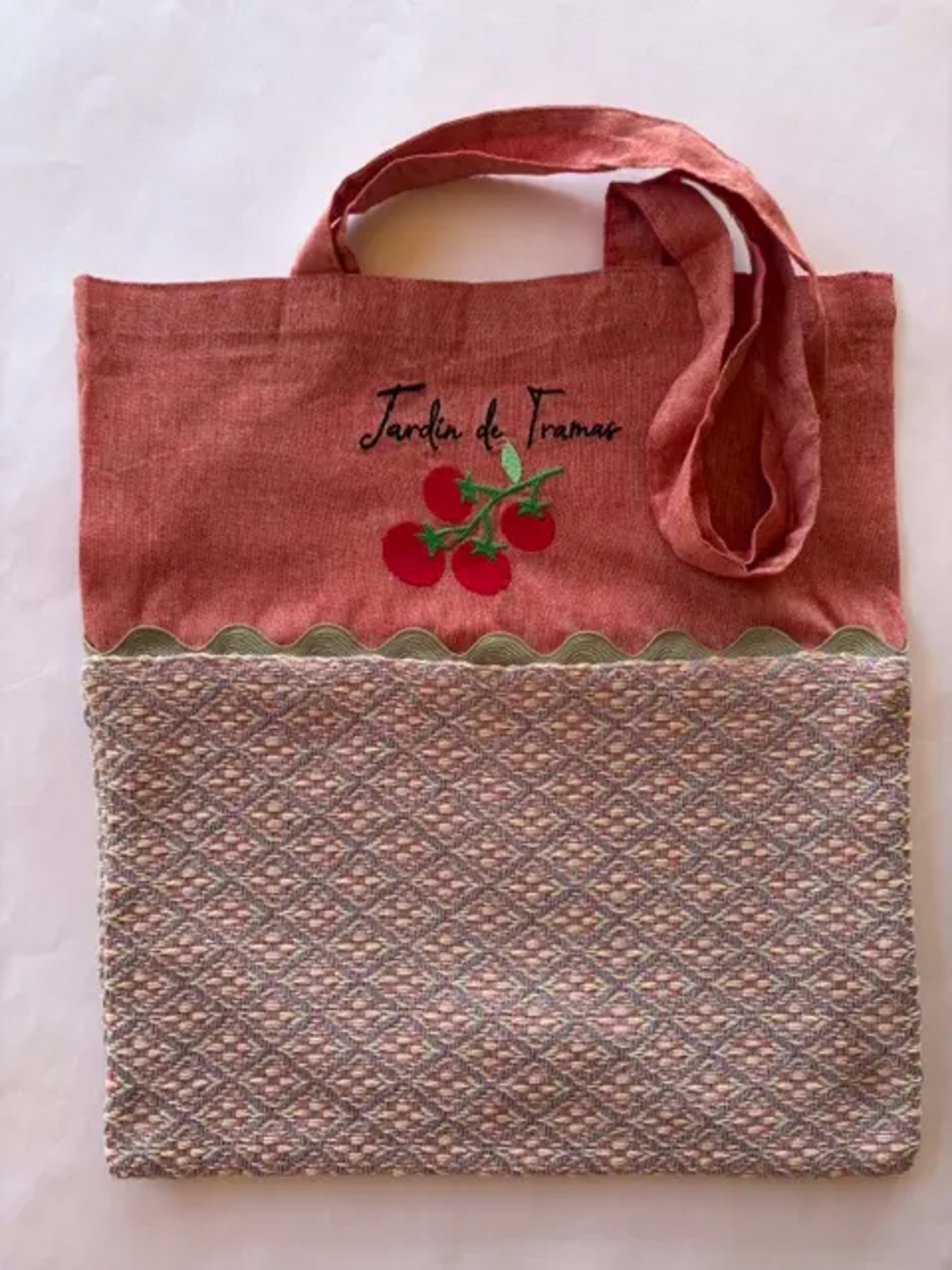 Embroidered Tote Bag (Laura) first showcase image