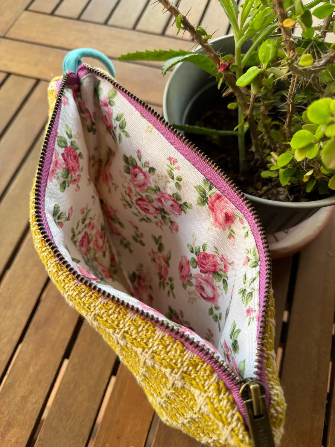 Medium Bag of Jardín de Tramas - Image 1