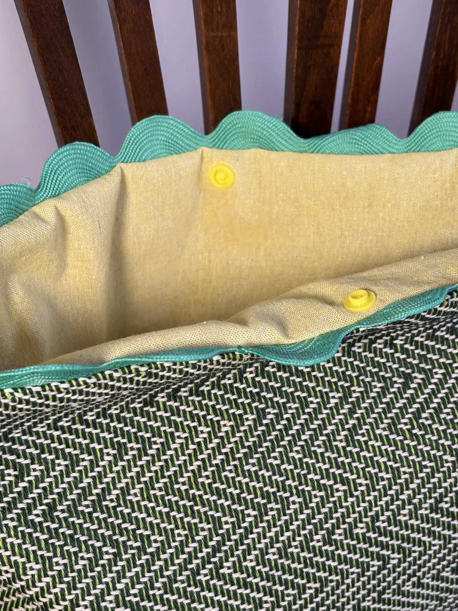 Embroidered Tote Bag of Jardín de Tramas - Image 2