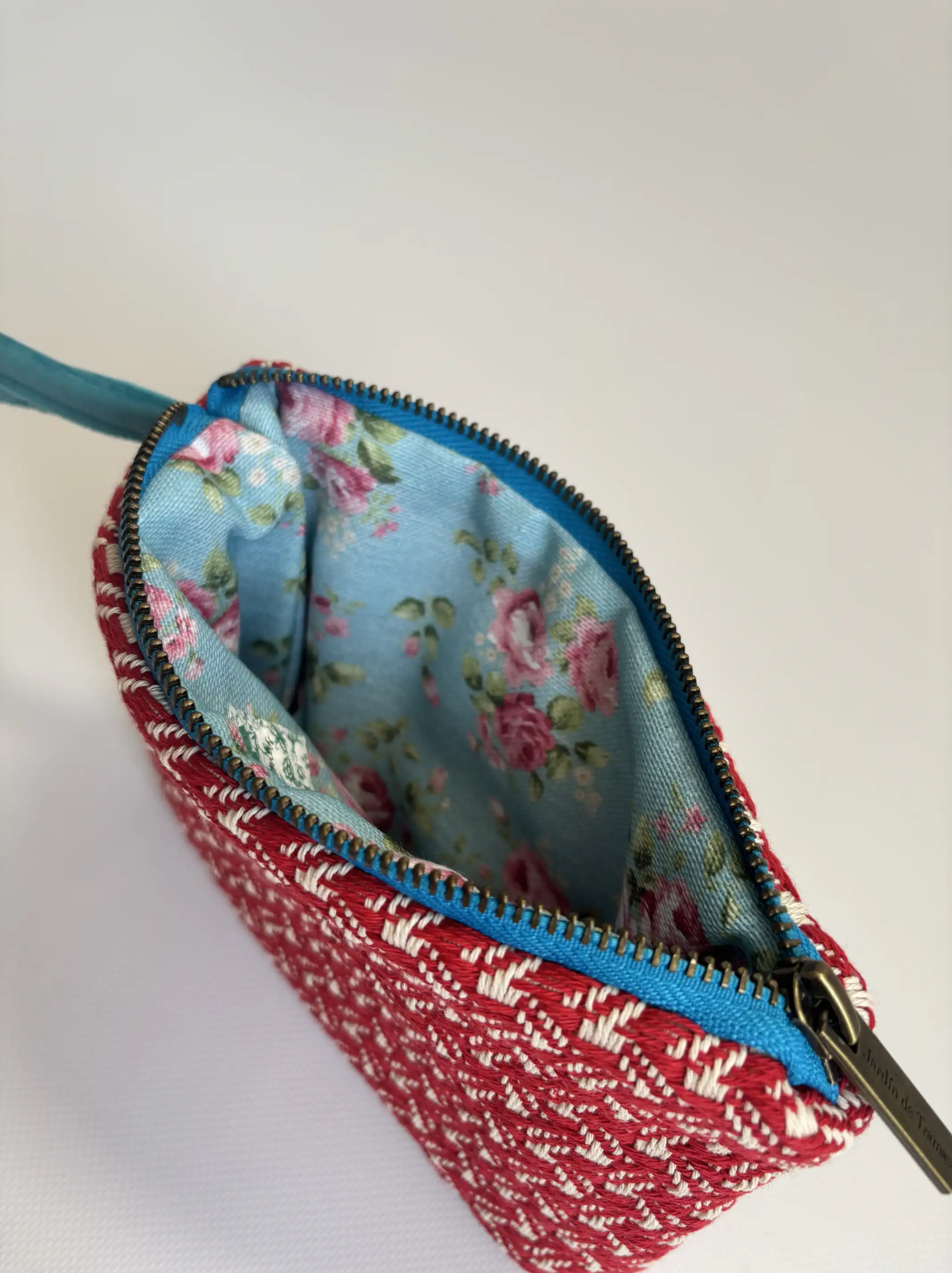 Embroidered Small Bag of Jardín de Tramas - Image 2