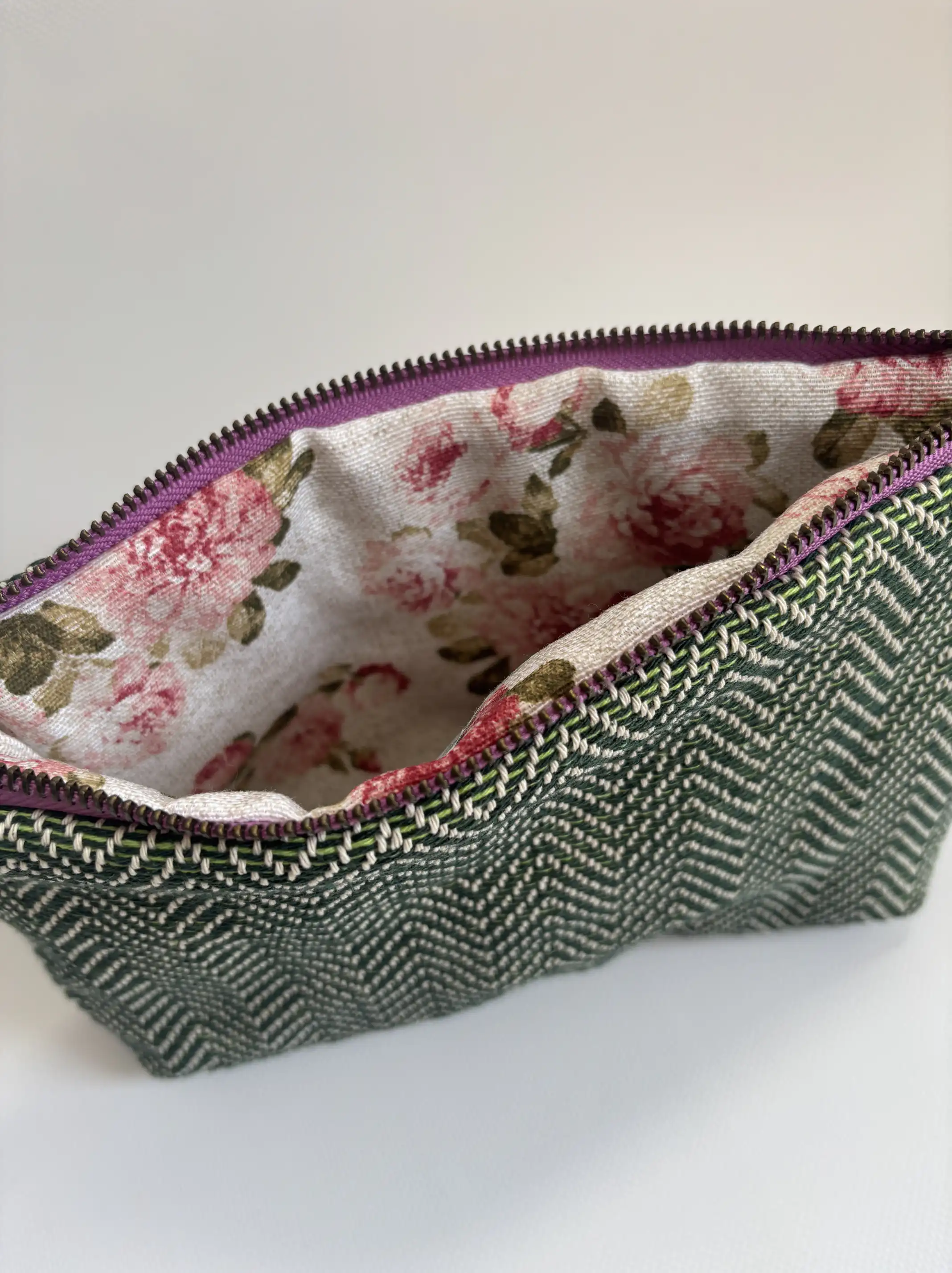 Embroidered Medium Bag of Jardín de Tramas - Image 2
