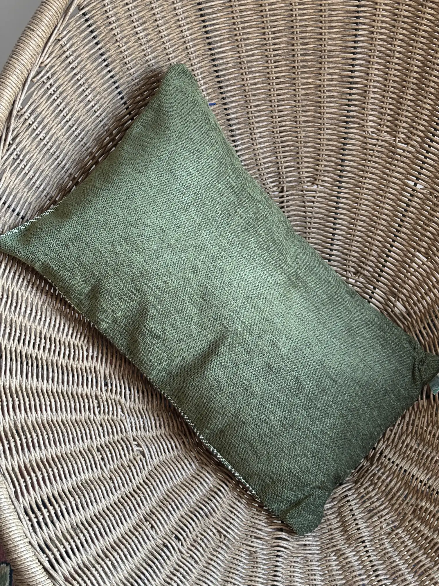 Cushion Cover of Jardín de Tramas - Image 2