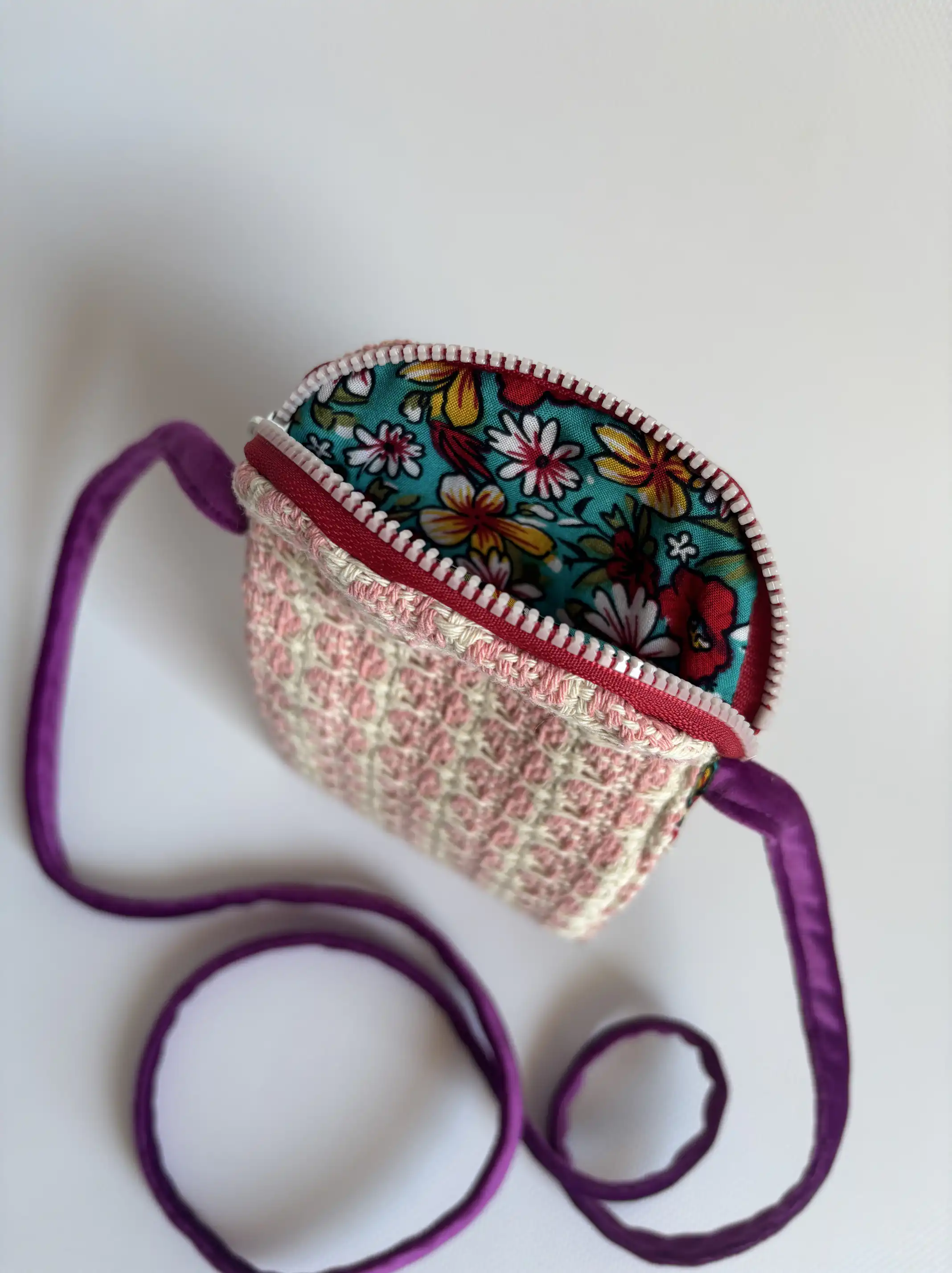 Mobile Phone Bag of Jardín de Tramas - Image 2