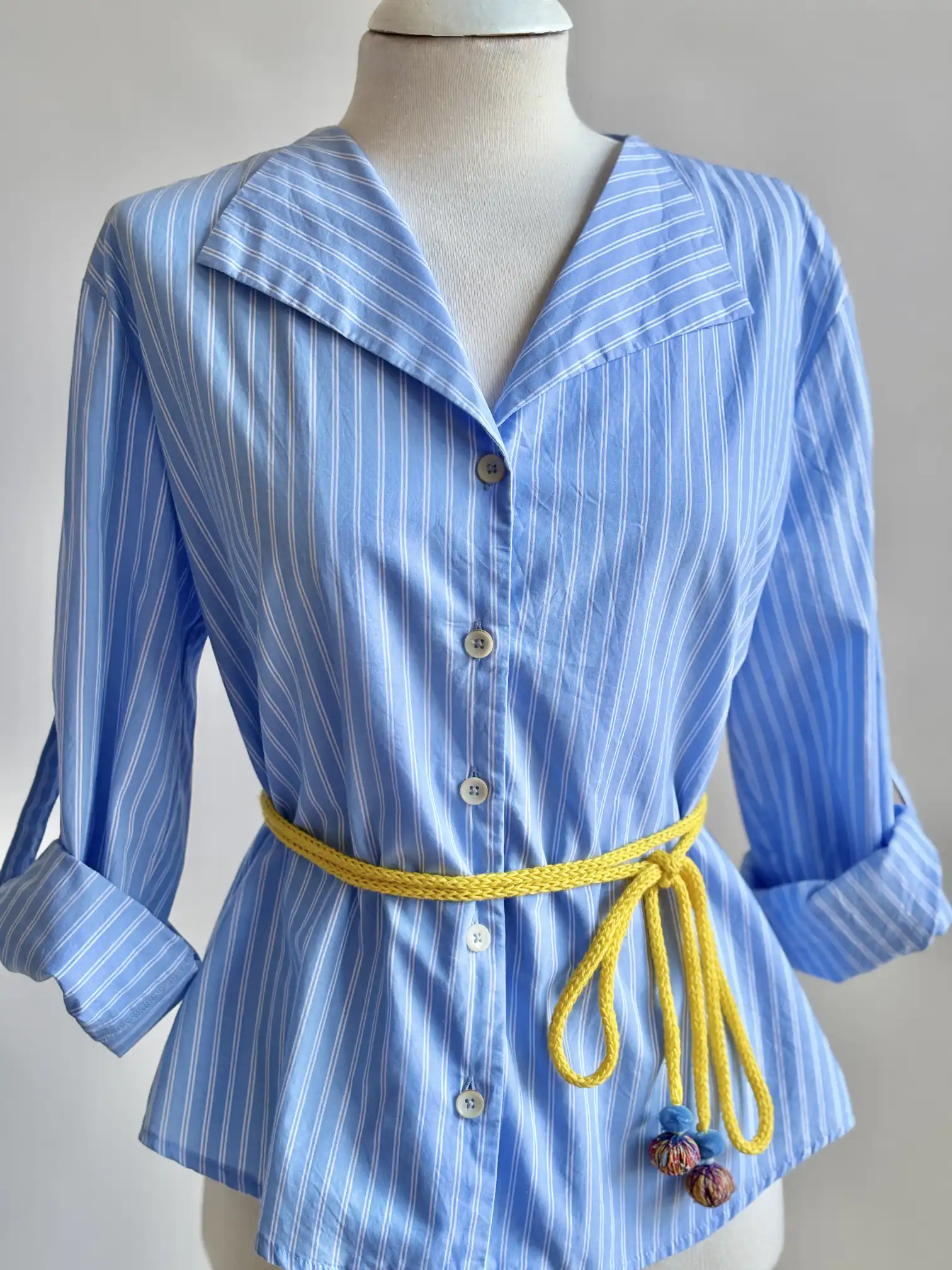 Belt & Warp Cord first showcase image