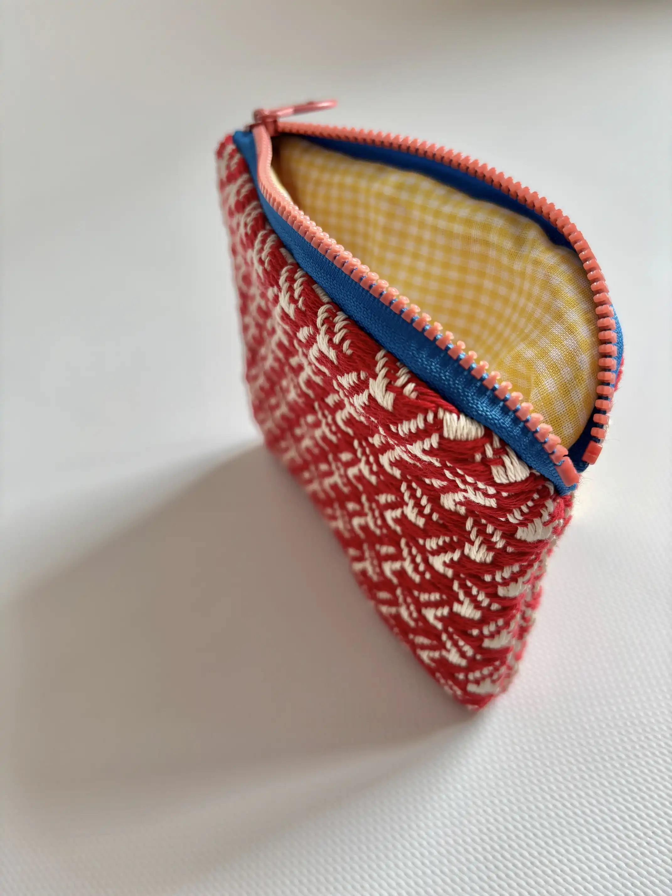 Embroidered Purse of Jardín de Tramas - Image 2