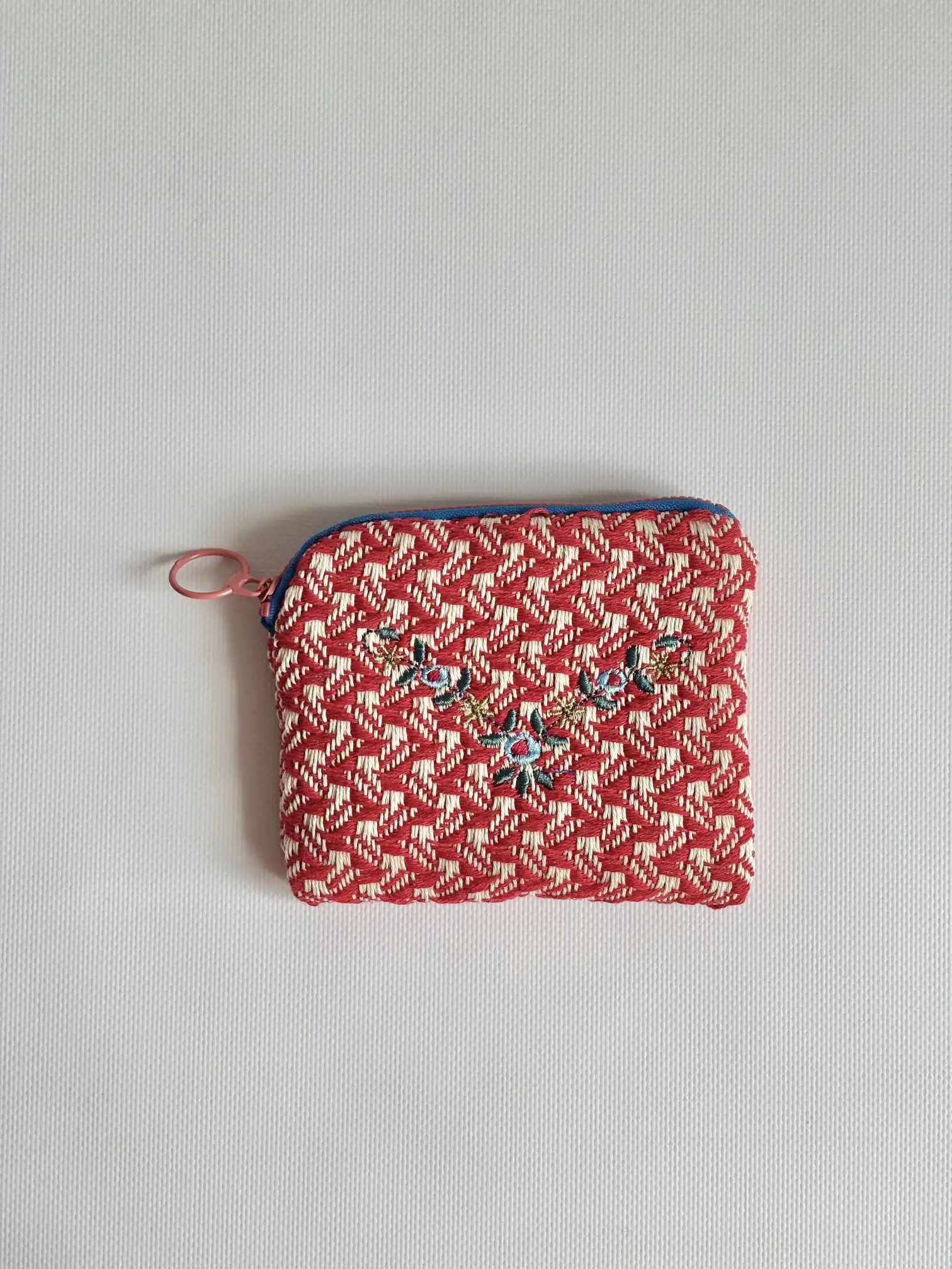 Embroidered Purse of Jardín de Tramas - Image 0