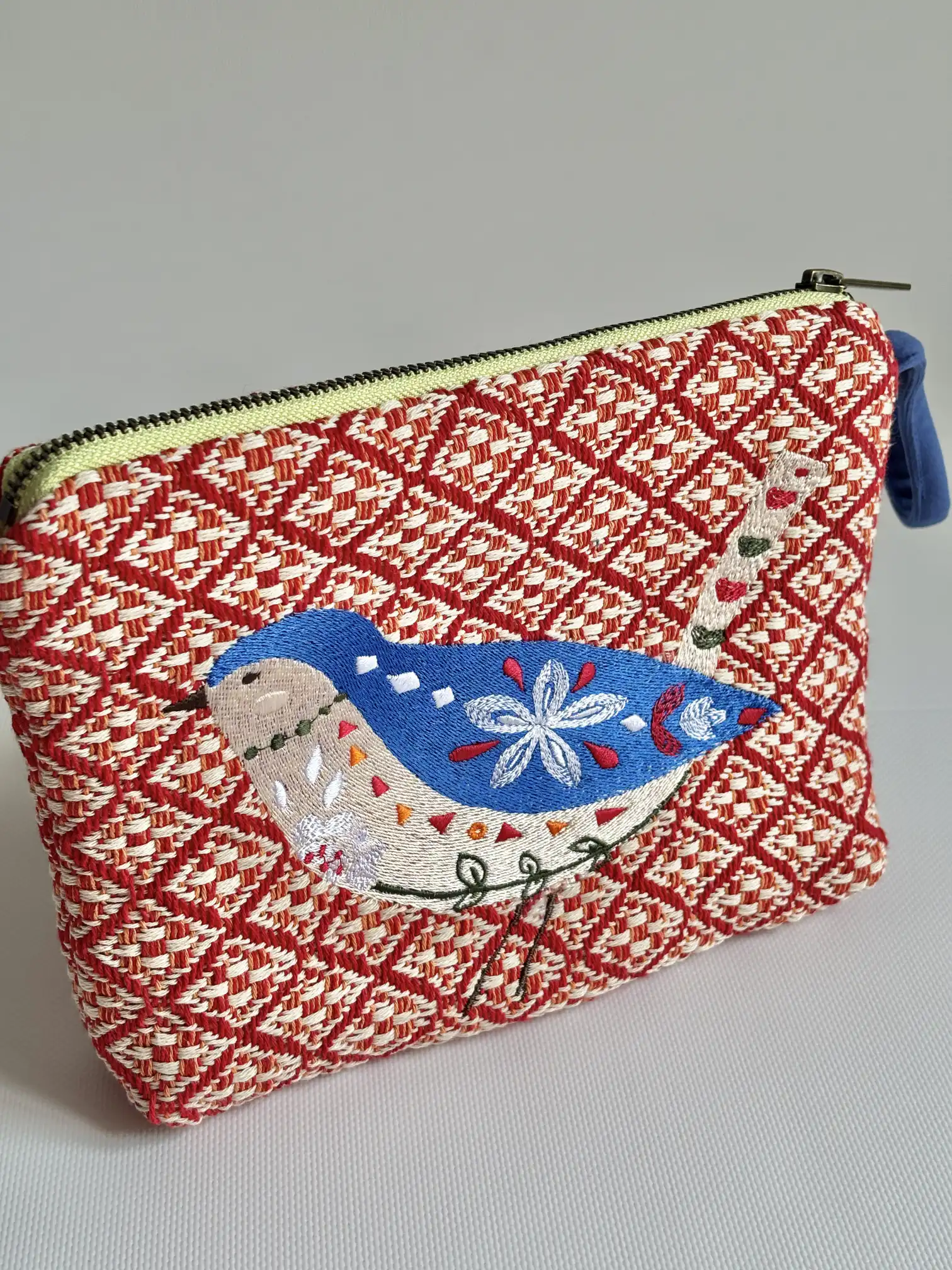 Embroidered Medium Bag of Jardín de Tramas - Image 3