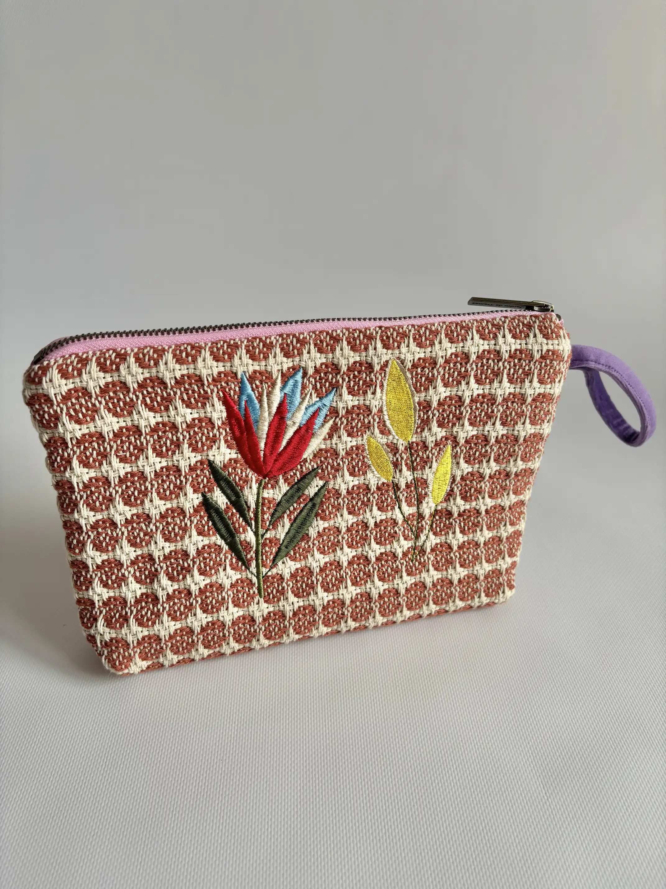 Embroidered Medium Bag of Jardín de Tramas - Image 3