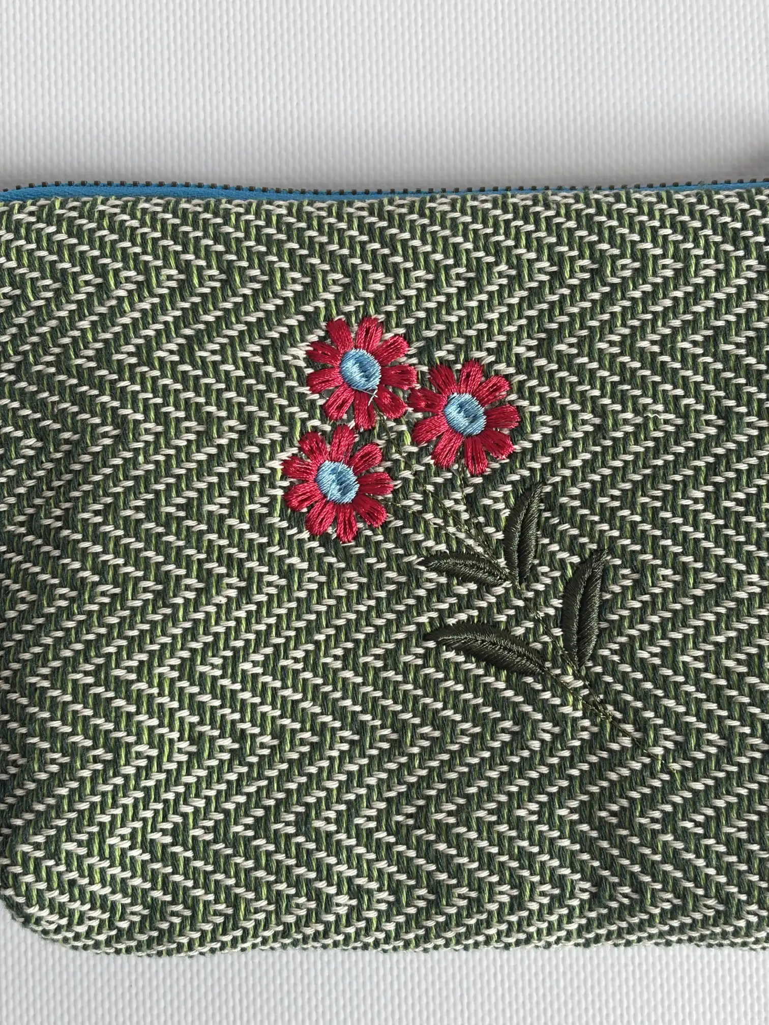 Embroidered Small Bag of Jardín de Tramas - Image 1