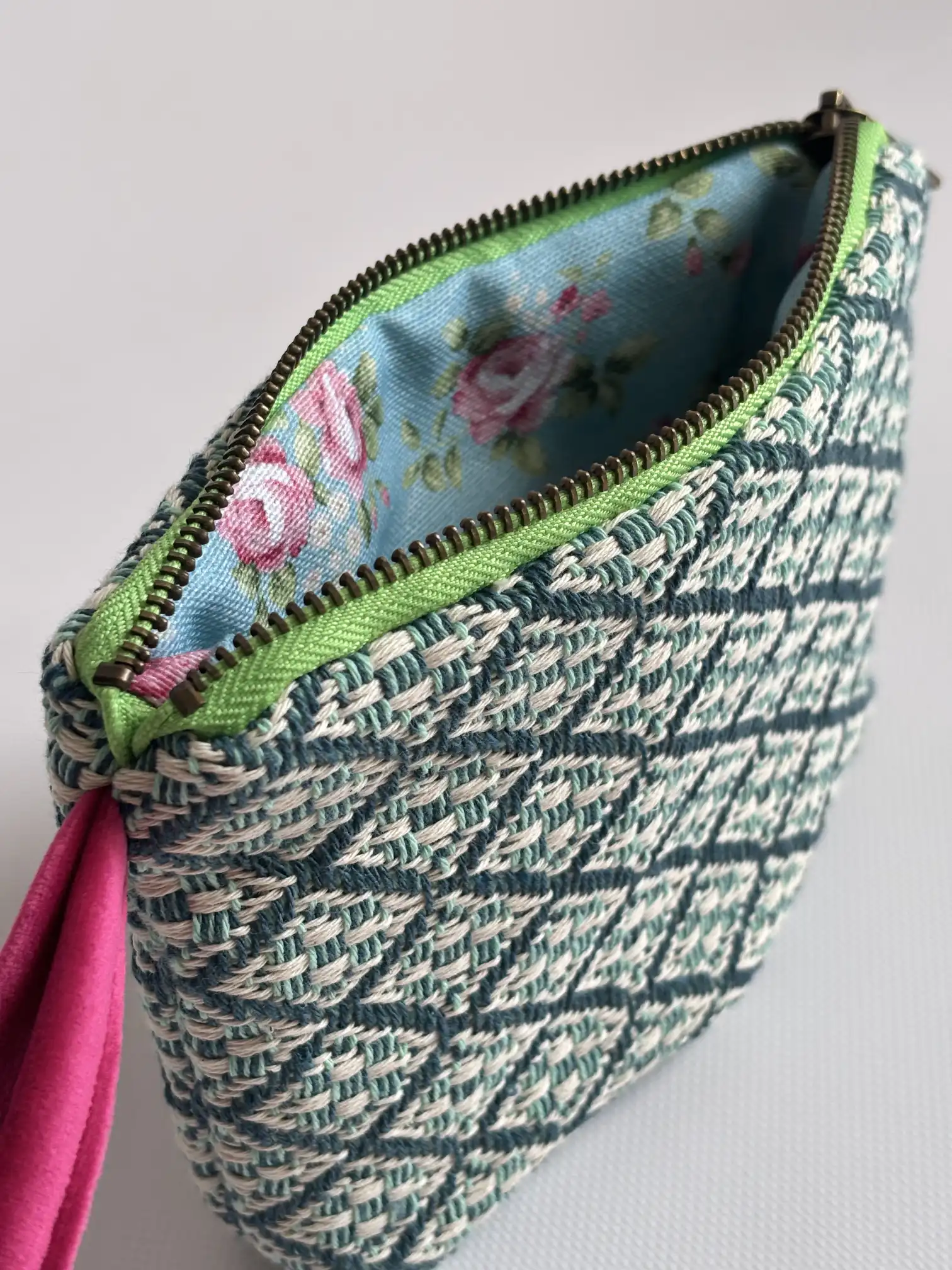 Embroidered Small Bag of Jardín de Tramas - Image 1