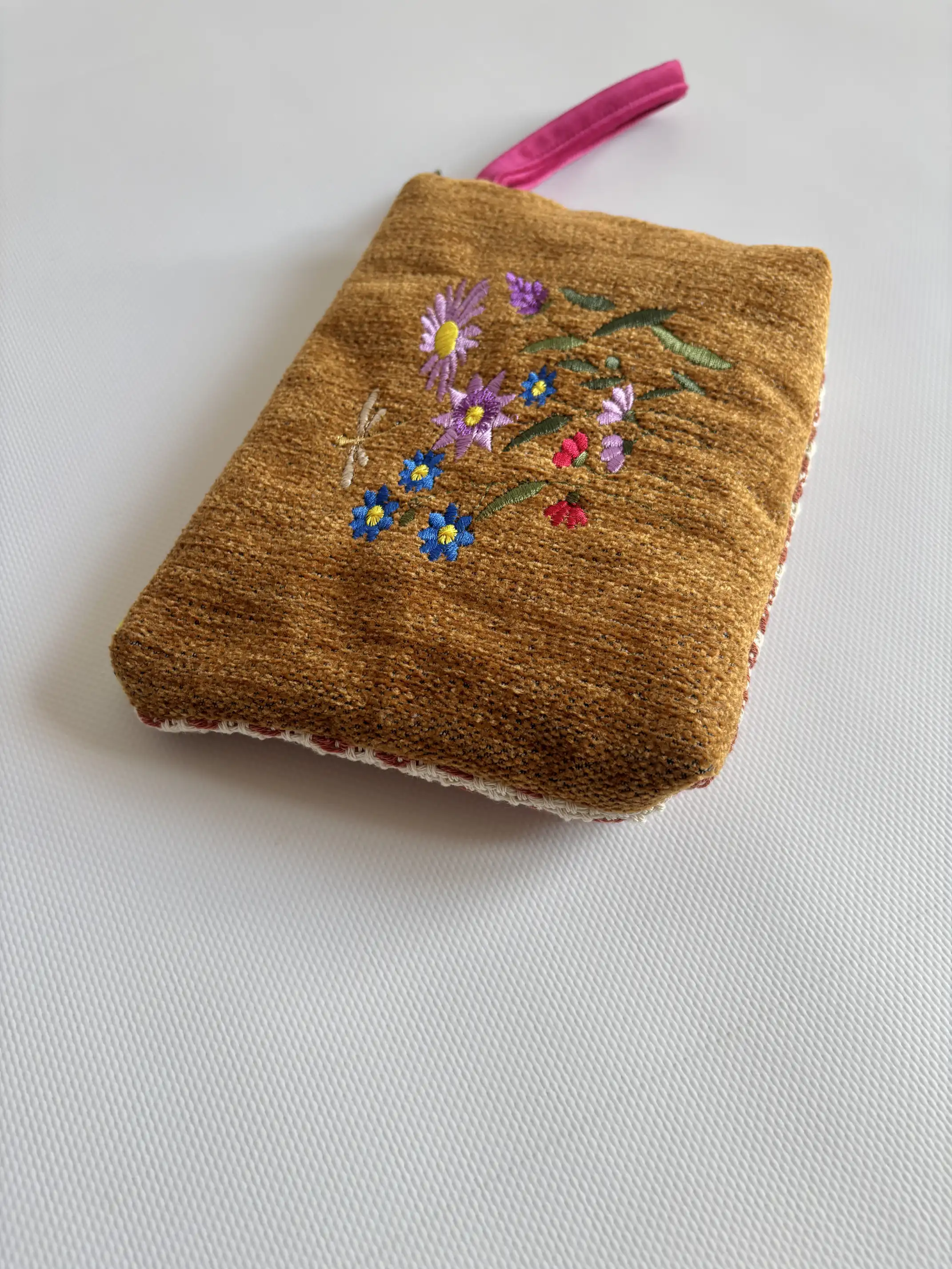 Embroidered Small Bag of Jardín de Tramas - Image 4