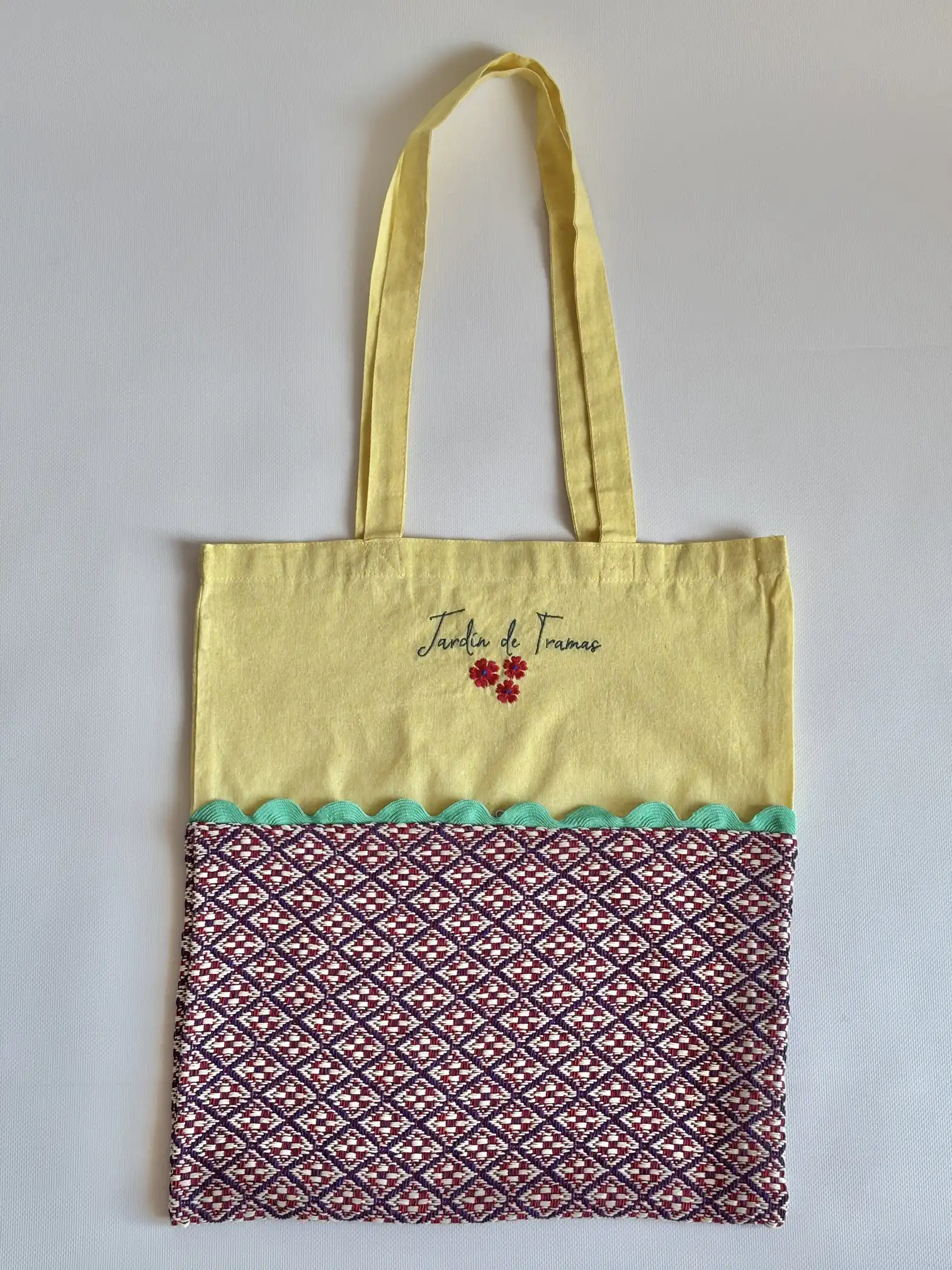 Embroidered Tote Bag of Jardín de Tramas - Image 0