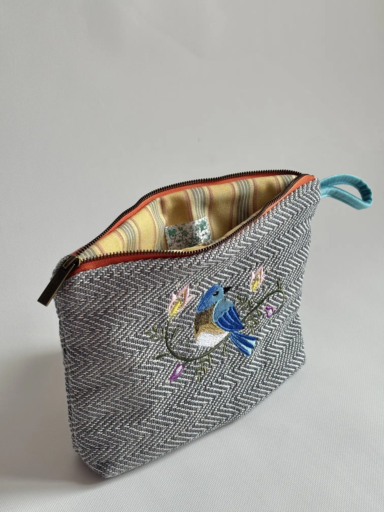 Embroidered Big Bag of Jardín de Tramas - Image 3