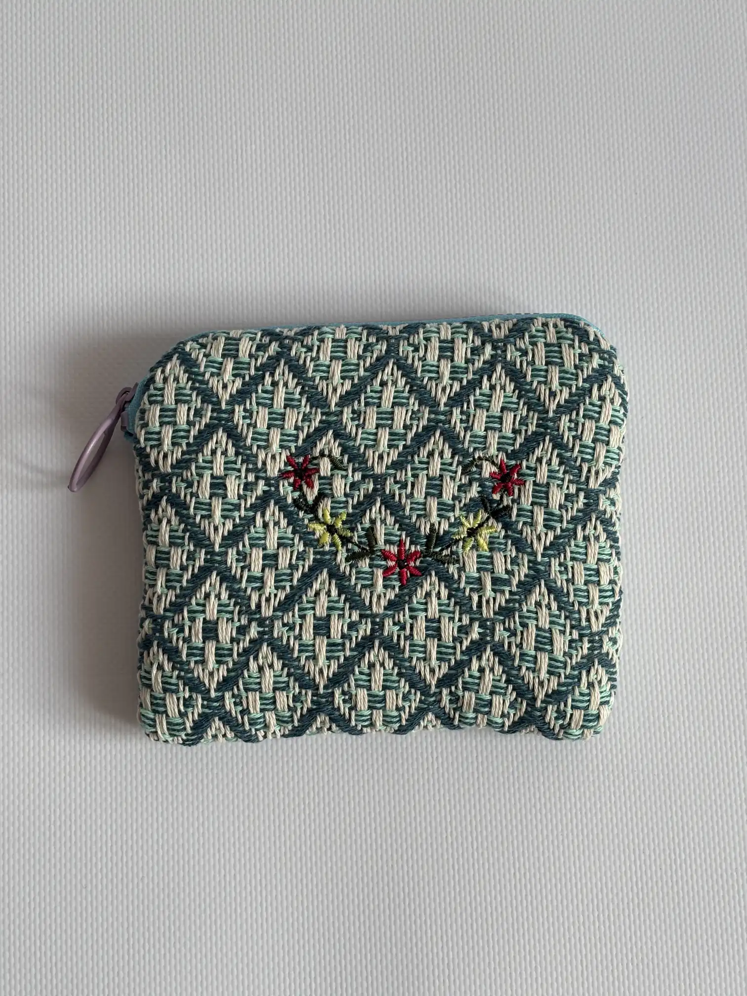 Embroidered Purses of Jardín de Tramas - Image 0