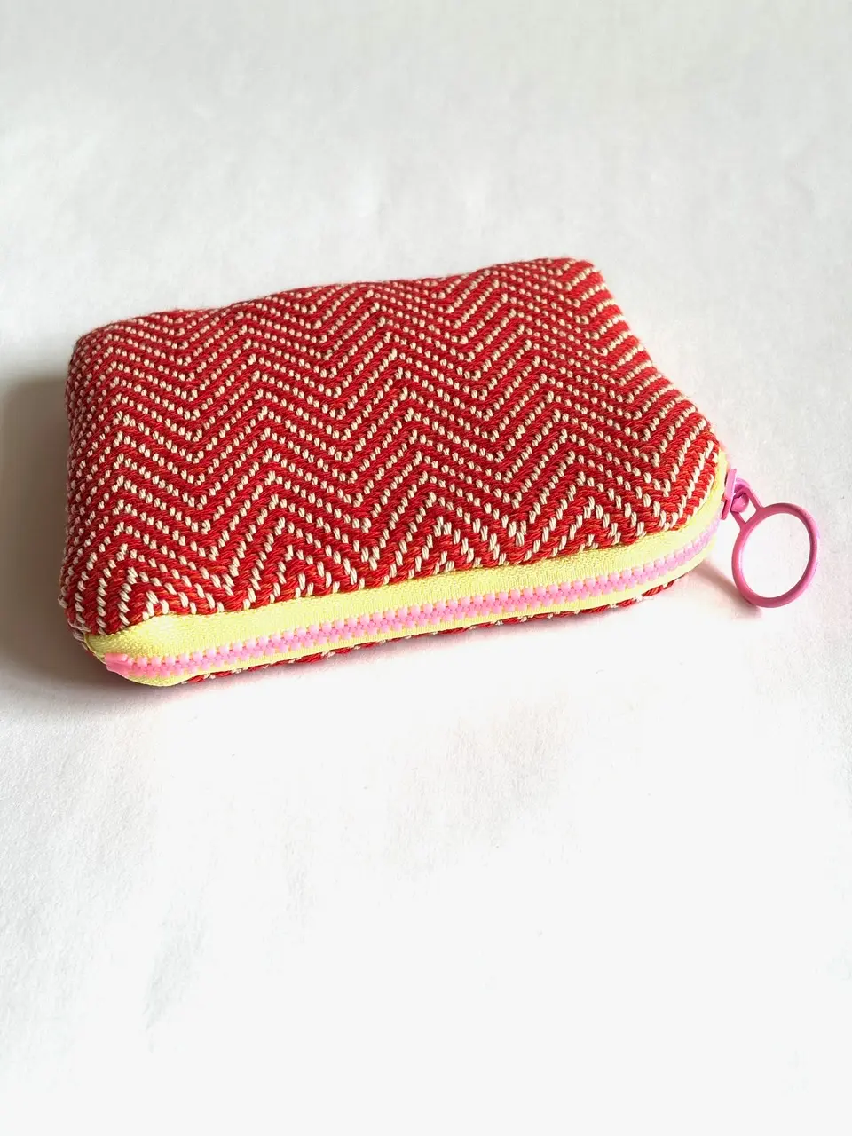 Red Purse of Jardín de Tramas - Image 3