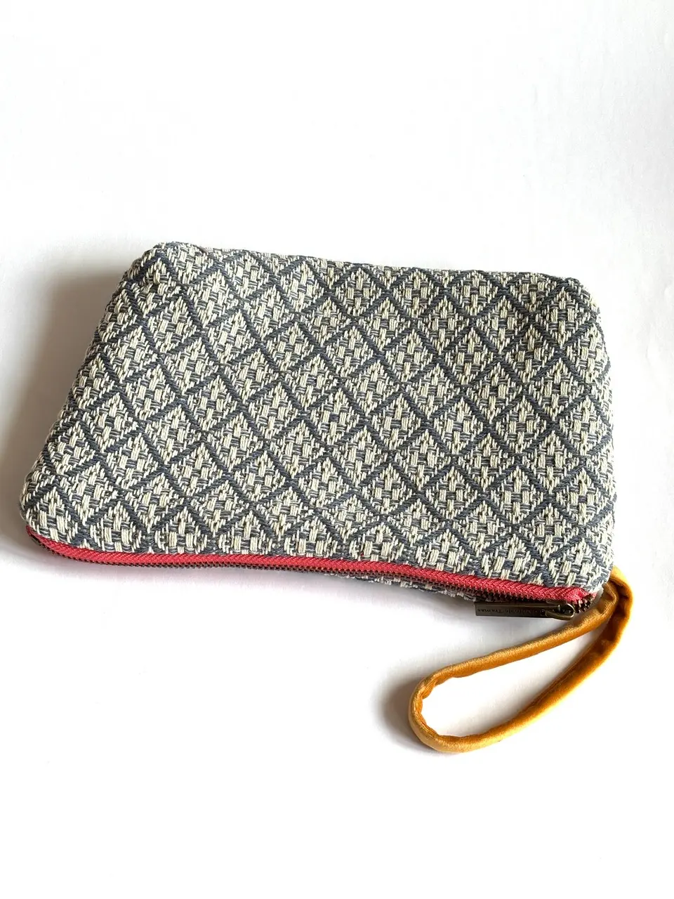 Embroidered Medium Bag of Jardín de Tramas - Image 2