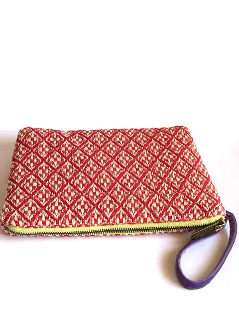 Embroidered Medium Bag of Jardín de Tramas - Image 2