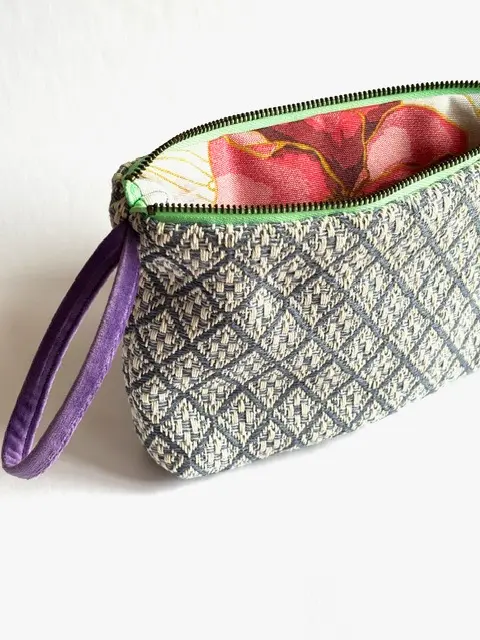 Embroidered Medium Bag of Jardín de Tramas - Image 3