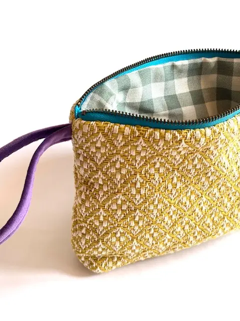 Embroidered Medium Bag of Jardín de Tramas - Image 3