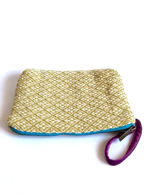 Embroidered Medium Bag of Jardín de Tramas - Image 2