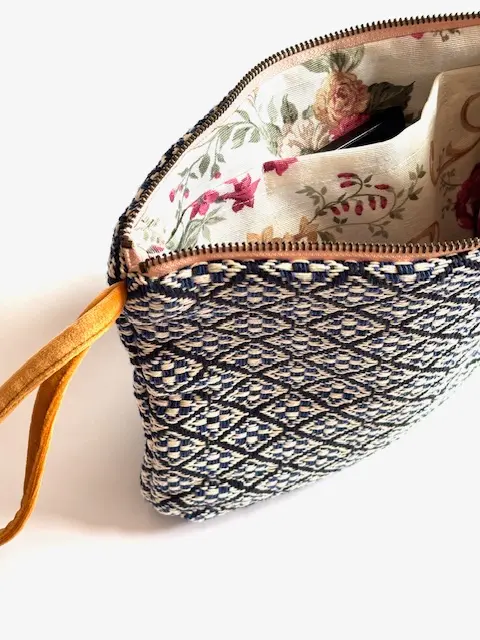 Embroidered Big Bag of Jardín de Tramas - Image 2