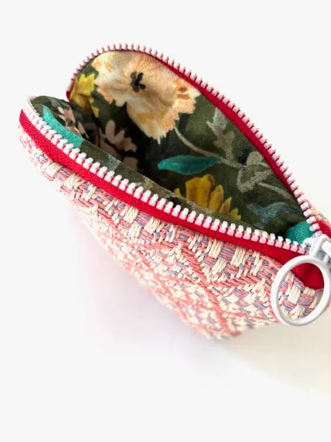 Embroidered Purse of Jardín de Tramas - Image 3