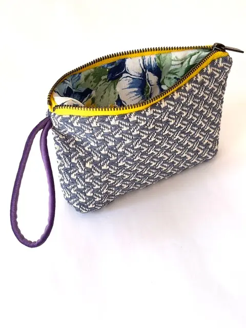 Embroidered Small Bag of Jardín de Tramas - Image 2