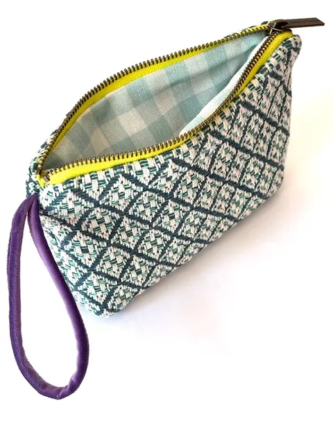 Embroidered Small Bag of Jardín de Tramas - Image 2