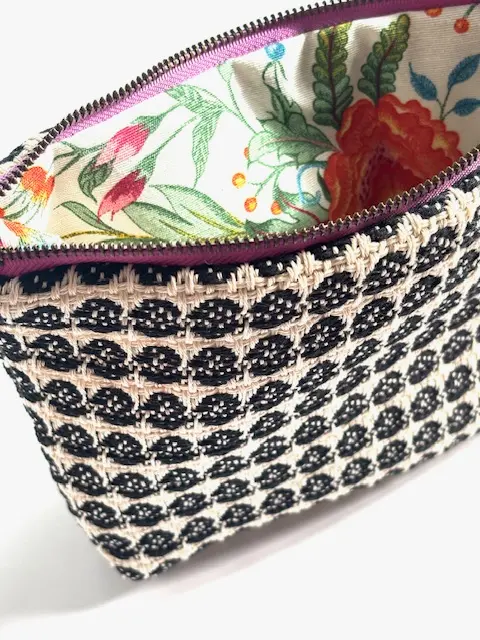 Embroidered Medium Bag of Jardín de Tramas - Image 2