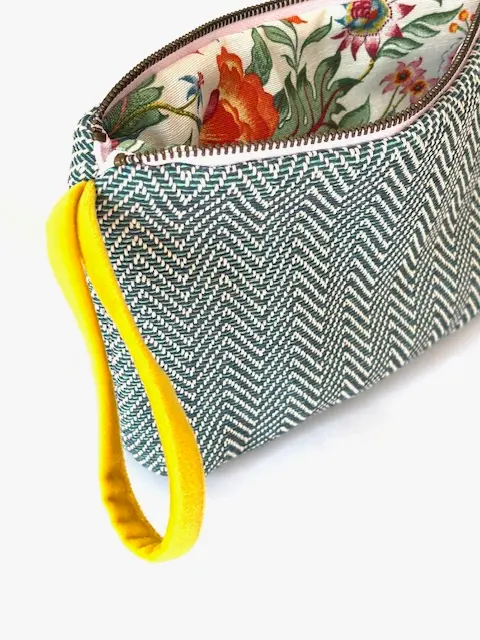 Embroidered Medium Bag of Jardín de Tramas - Image 3