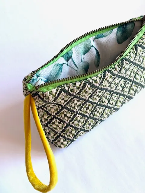 Embroidered Small Bag of Jardín de Tramas - Image 3