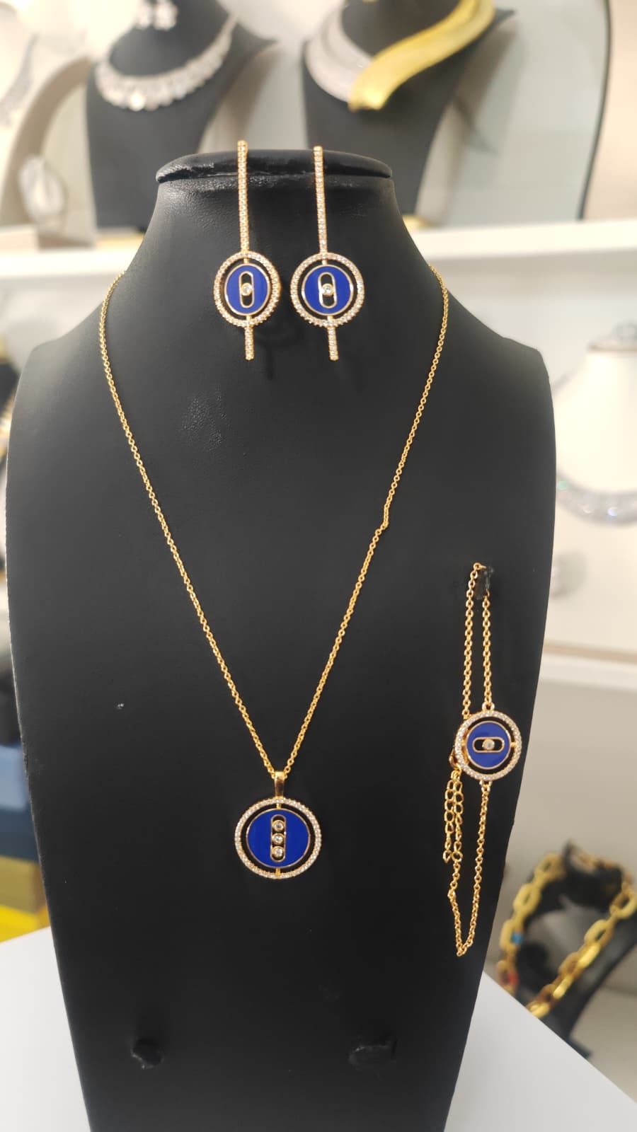 Simple Necklace and earing set