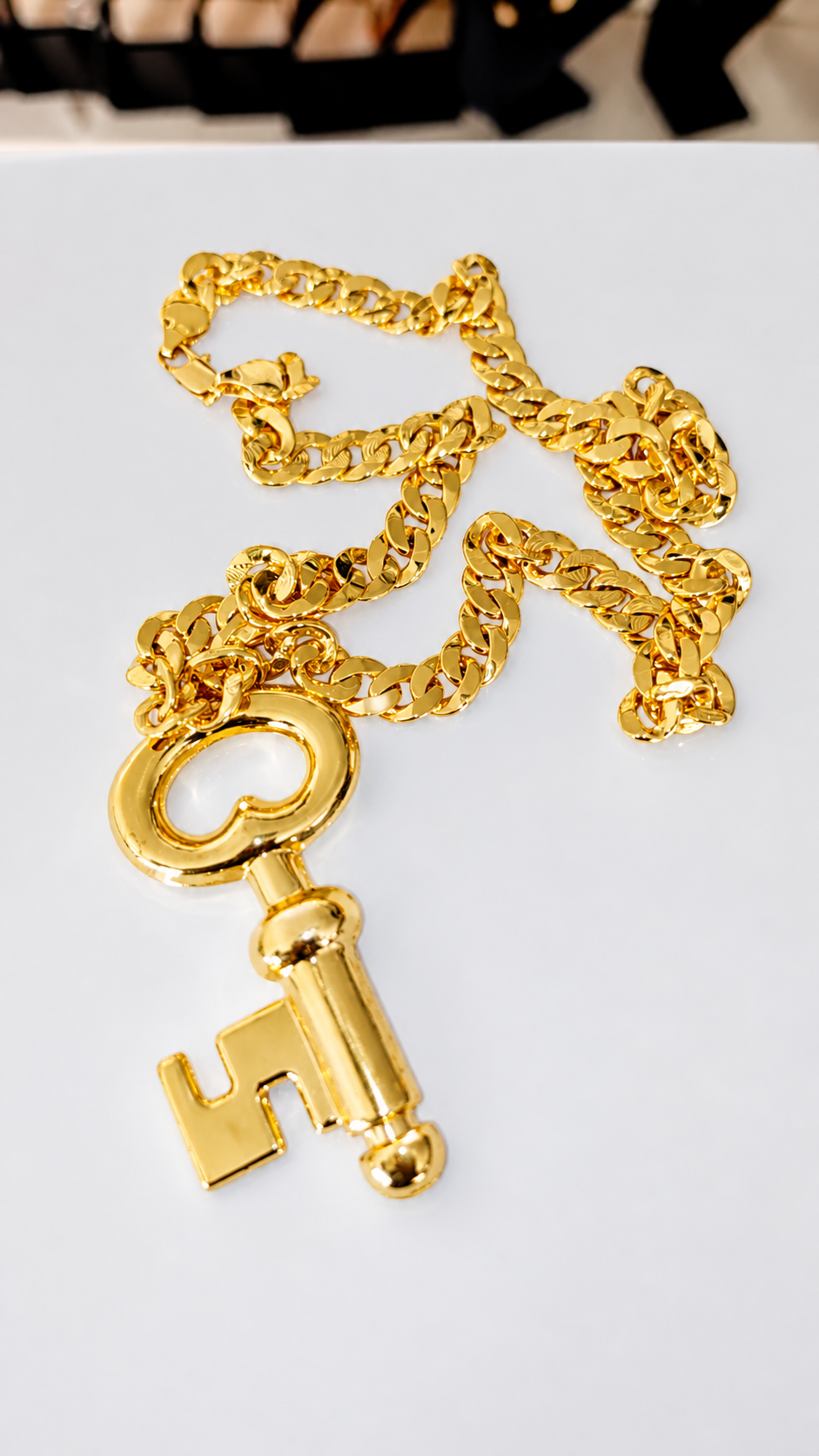 Luxury Gold Key Pendant Chain Necklace for Women