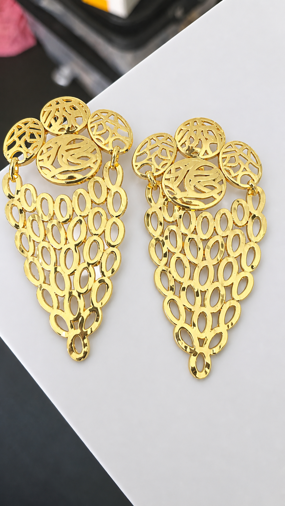 Luxury Gold Chandelier Drop Earrings – Statement Layered Oval Dangle Earrings with Filigree Disc Design for Women