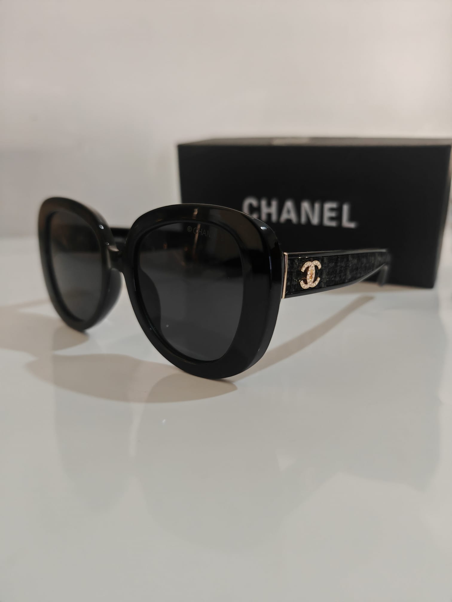 Black Oversized Square Sunglasses | Gold Logo & Burgundy Temples