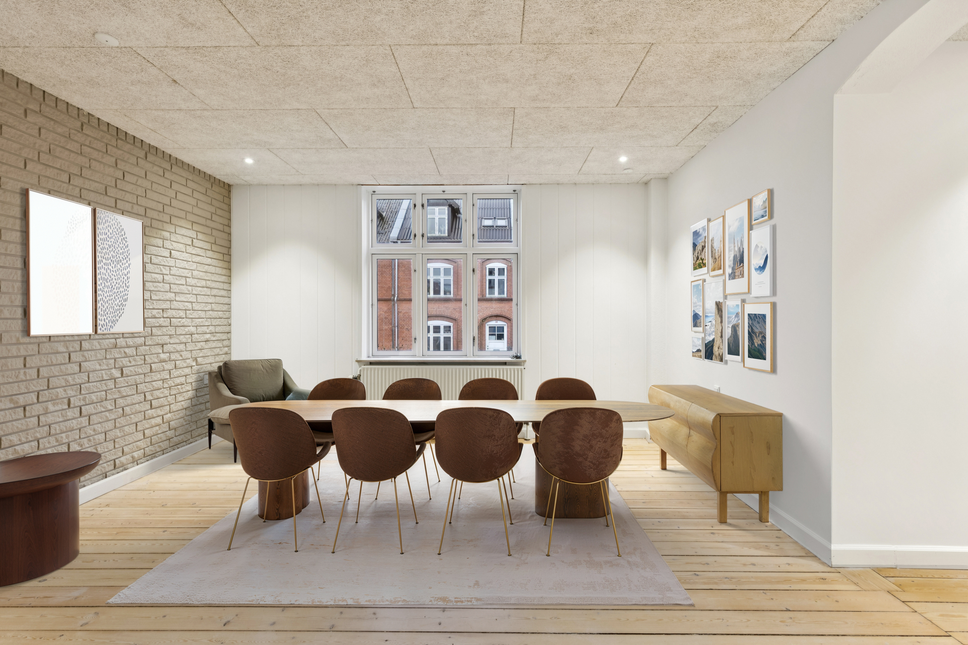 Nyrenoveret stuelejlighed med terrasse og have – centralt i Kolding