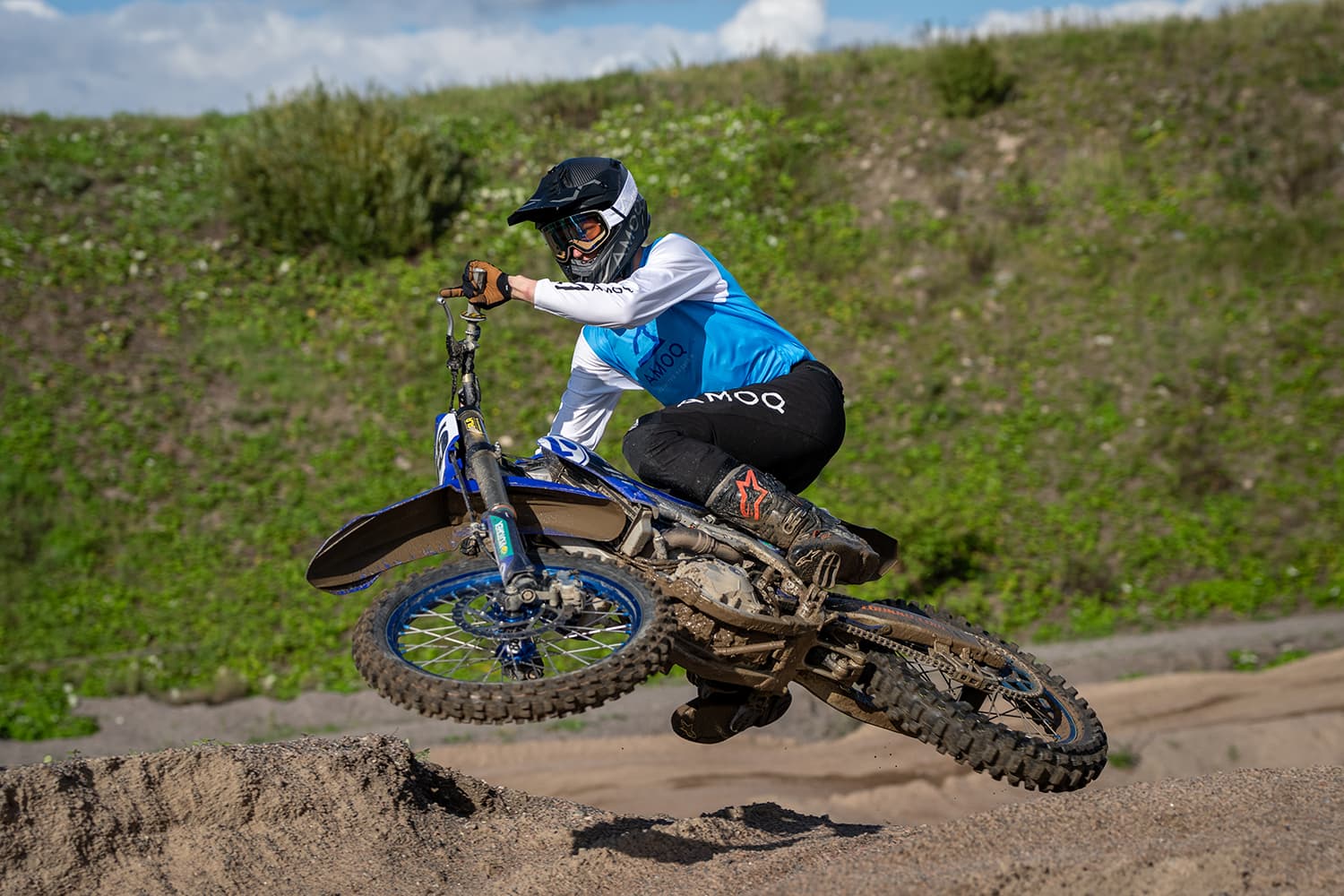 AMOQ Ascent Comp Jersey Sky Blue-White - AMOQ