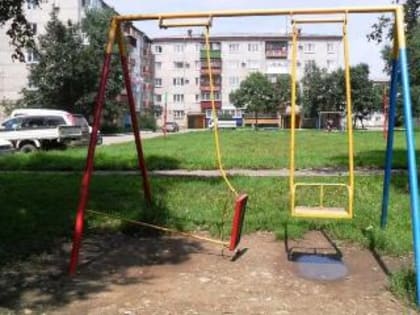 В Красноярске управляшка заплатила родителям за травму ребенка