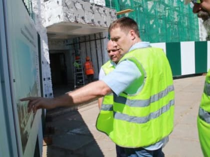 Капитальный ремонт ДК «Дружба» в правобережной части Усть-Илимска вышел на финишную прямую