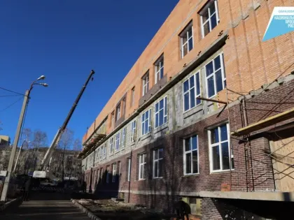 Новое здание школы №75 в Иркутске завершат к концу 2024 года