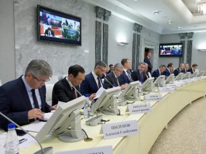 Дальневосточных губернаторов обесценили московские политологи