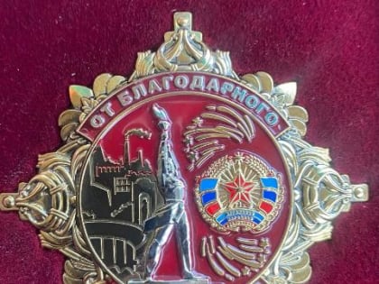 Главу Приангарья наградили почетным знаком "От благодарного народа ЛНР"