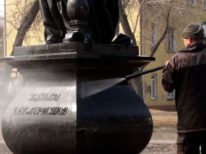 В Иркутске приводят в порядок малые архитектурные формы