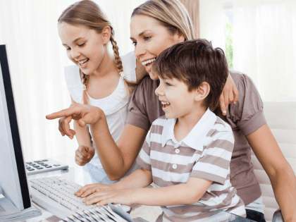 На сайте налоговой службы можно узнать ИНН  ребенка