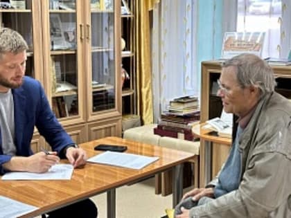 Депутаты Думы города Иркутска провели прием граждан в своих избирательных округах