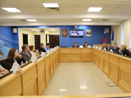 Предложения Иркутской области по поддержке отечественных производителей направят в Совет законодателей